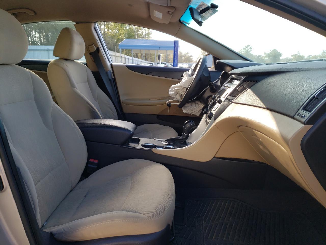 Photo 5 from auction – 2011 HYUNDAI SONATA GLS with VIN 5NPEB4AC2BH084179