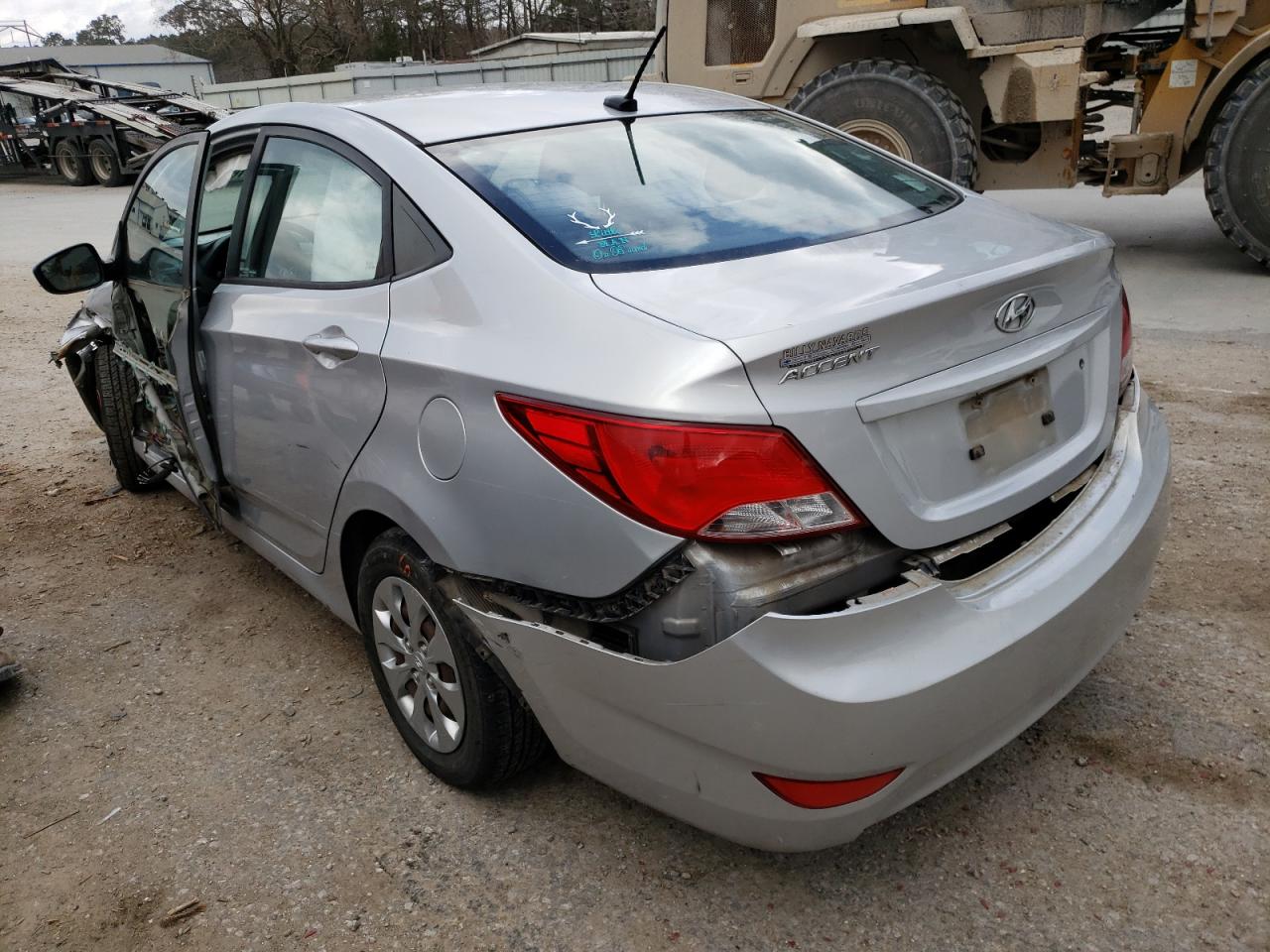 Photo 3 from auction – 2015 HYUNDAI ACCENT with VIN KMHCT4AE8FU825786