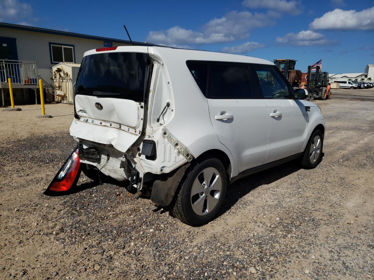 Foto 4 de la subasta – 2014 KIA SOUL con VIN KNDJN2A2XE7108626