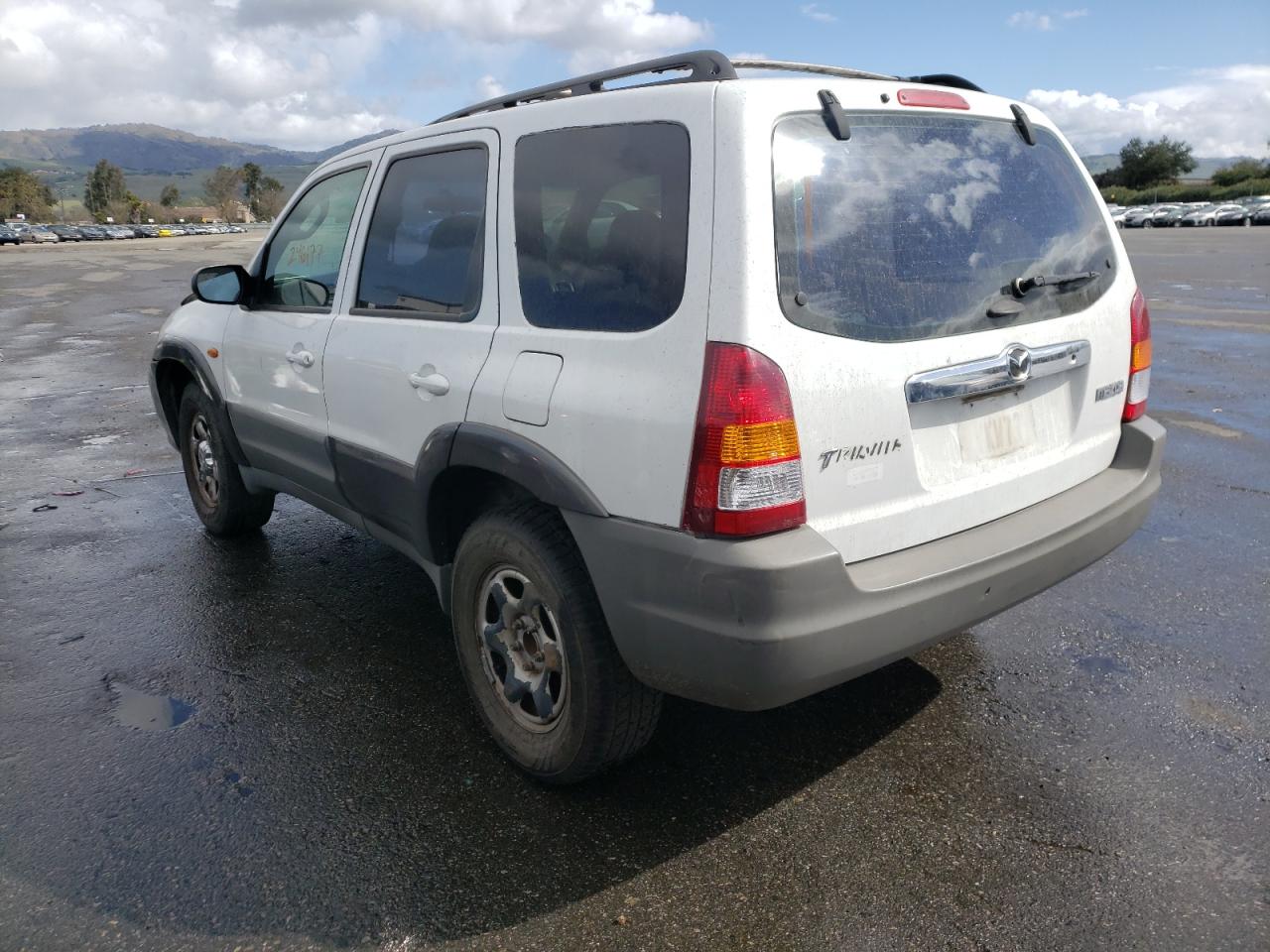 Photo 3 from auction – 2001 MAZDA TRIBUTE DX with VIN 4F2UU07B51KM19089