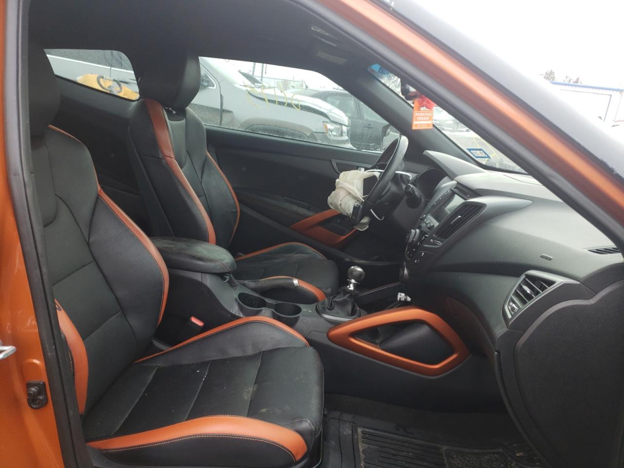 Photo 5 from auction – 2016 HYUNDAI VELOSTER T with VIN KMHTC6AE0GU302307