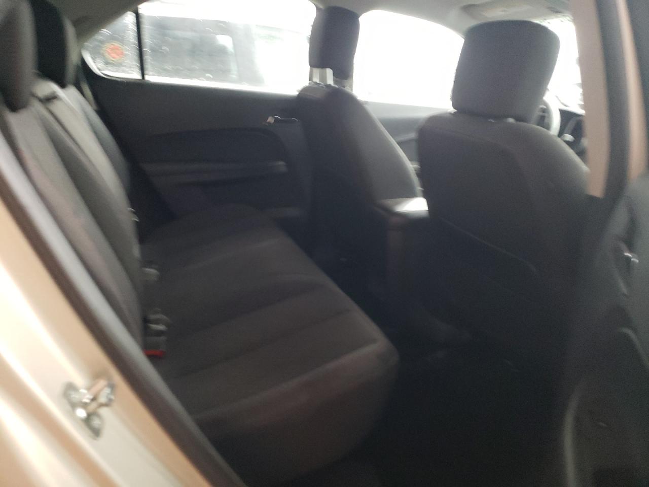 Photo 6 from auction – 2012 CHEVROLET EQUINOX LS with VIN 2GNFLCEK1C6272301