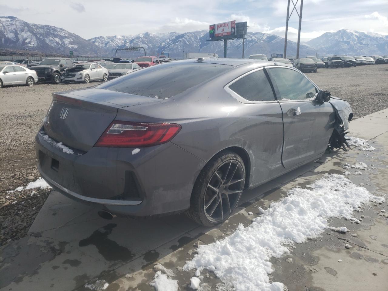 Photo 4 from auction – 2016 HONDA ACCORD EXL with VIN 1HGCT1B88GA012545