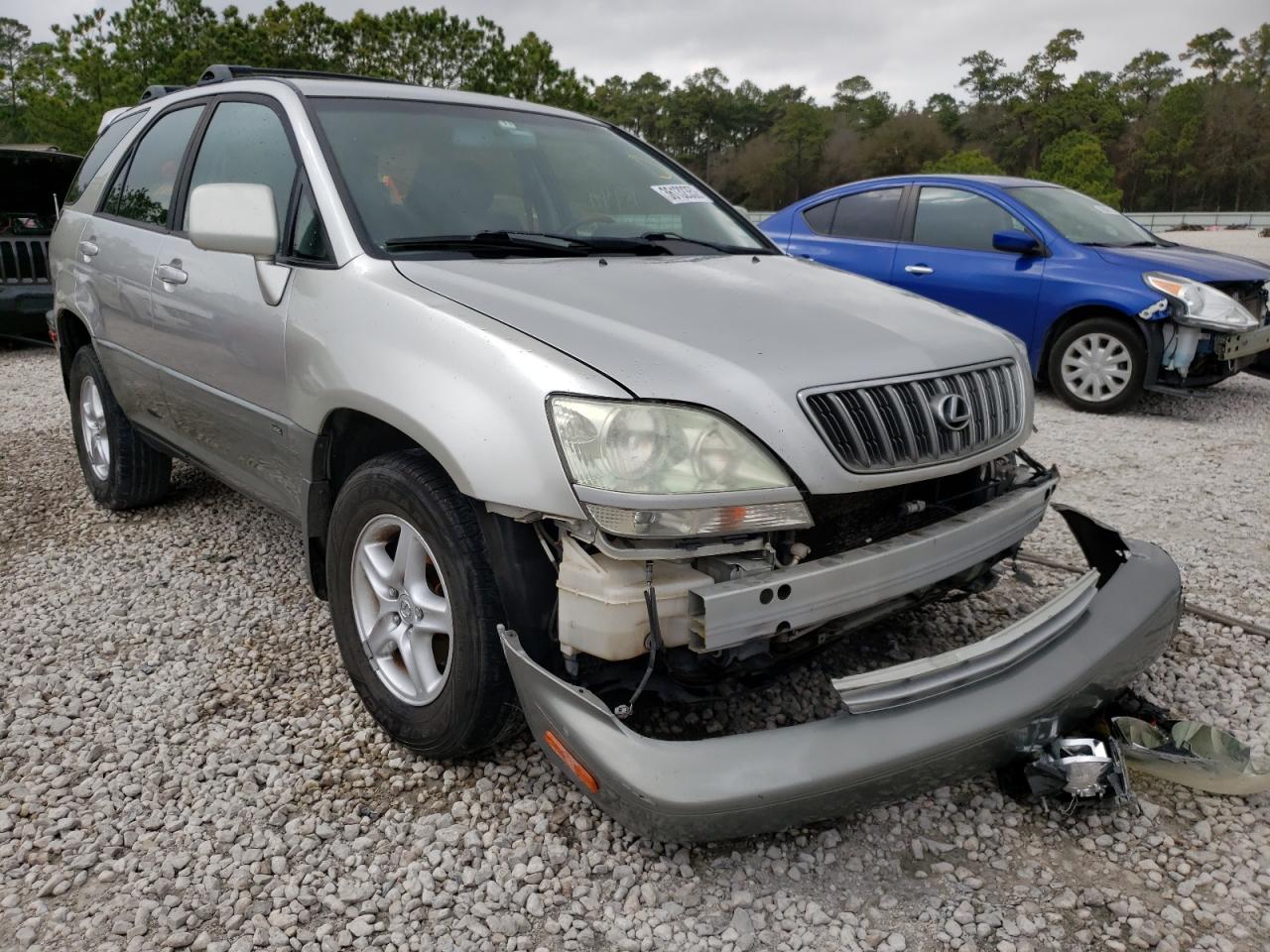 LEXUS RX 300 2002 with VIN JTJHF10UX20255197 - Photo from auction