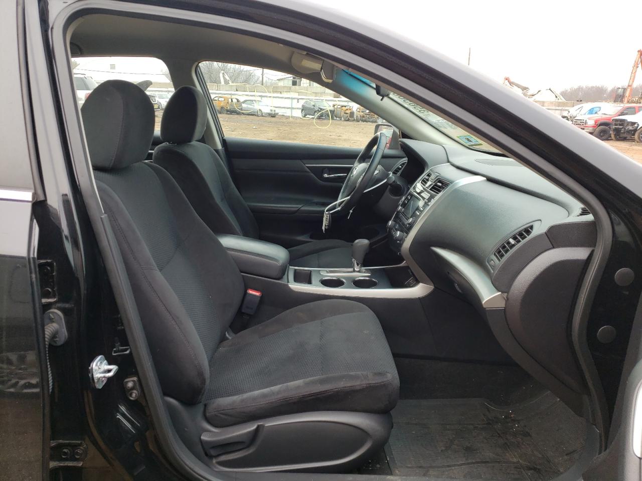 Photo 5 from auction – 2015 NISSAN ALTIMA 2.5 with VIN 1N4AL3AP0FC433792