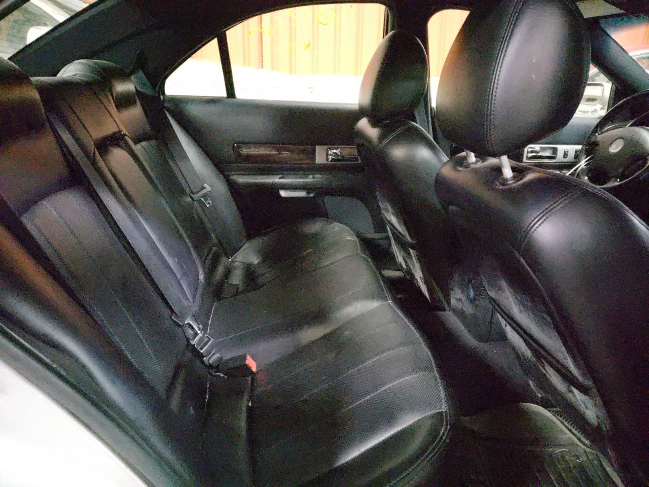 Photo 6 from auction – 2004 LINCOLN LS with VIN 1LNHM87A74Y670054