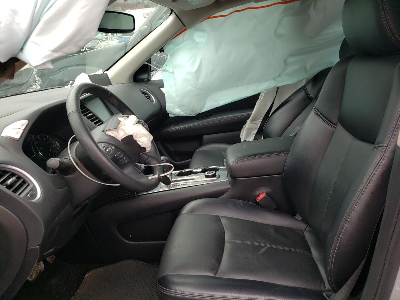 Photo 5 from auction – 2020 NISSAN PATHFINDER with VIN 5N1DR2CM2LC576849