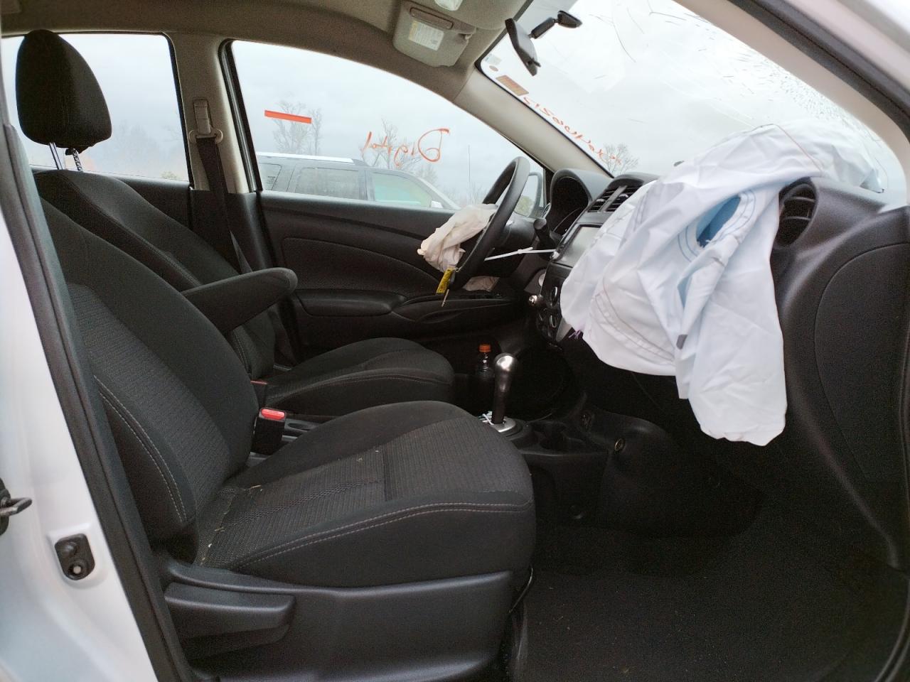 Photo 5 from auction – 2019 NISSAN VERSA S with VIN 3N1CN7AP5KL852470