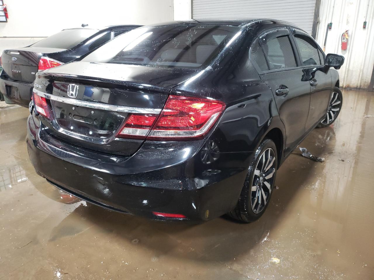 Photo 4 from auction – 2015 HONDA CIVIC EXL with VIN 19XFB2F91FE018772