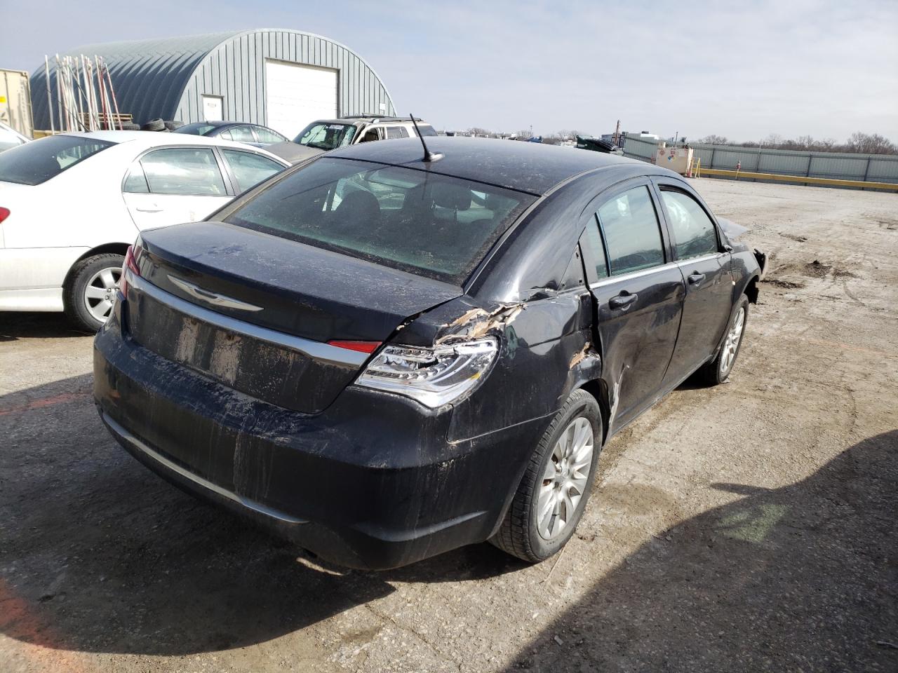 Photo 4 from auction – 2012 CHRYSLER 200 LX with VIN 1C3CCBABXCN218653