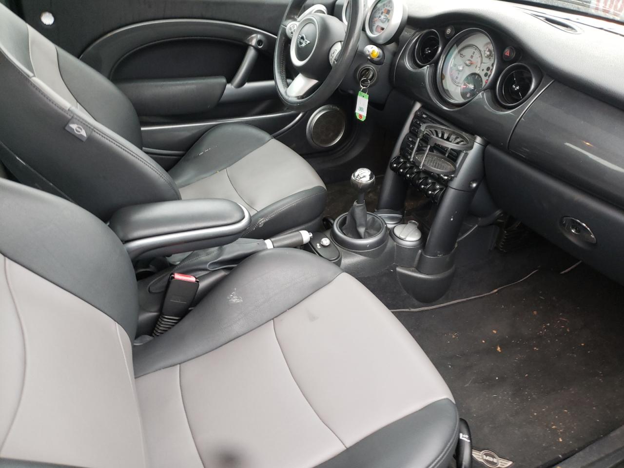 Photo 5 from auction – 2006 MINI COOPER S with VIN WMWRE33566TL19361