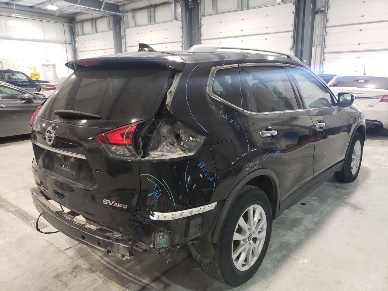 Photo 4 from auction – 2018 NISSAN ROGUE S with VIN KNMAT2MVXJP580041