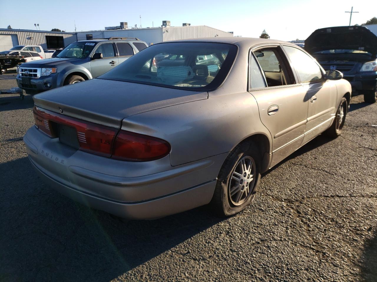 Photo 4 from auction – 2002 BUICK REGAL with VIN 2G4WB55K421300896