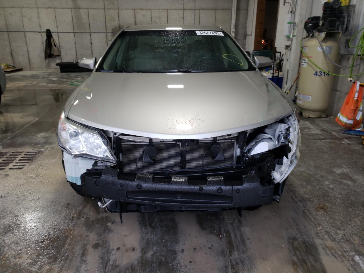 Photo 9 from auction – 2014 TOYOTA CAMRY L with VIN 4T4BF1FK9ER391432