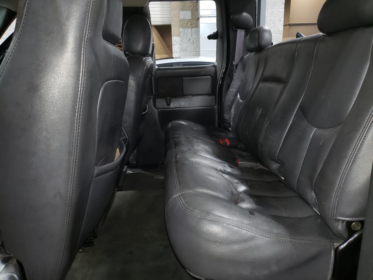 Photo 6 from auction – 2005 GMC SIERRA K25 with VIN 1GTHK29285E304944