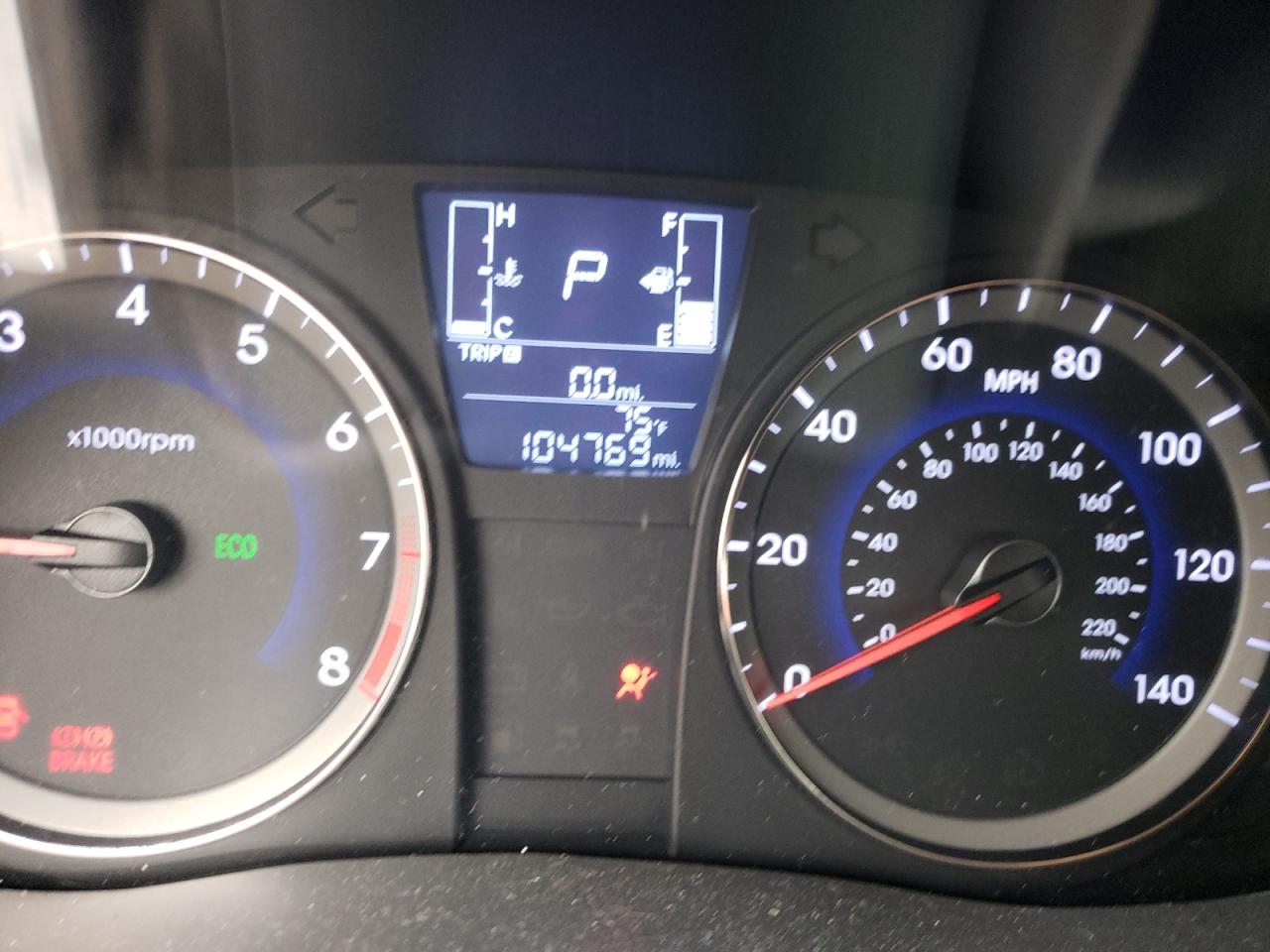 Photo 8 from auction – 2015 HYUNDAI ACCENT with VIN KMHCT4AE8FU825786