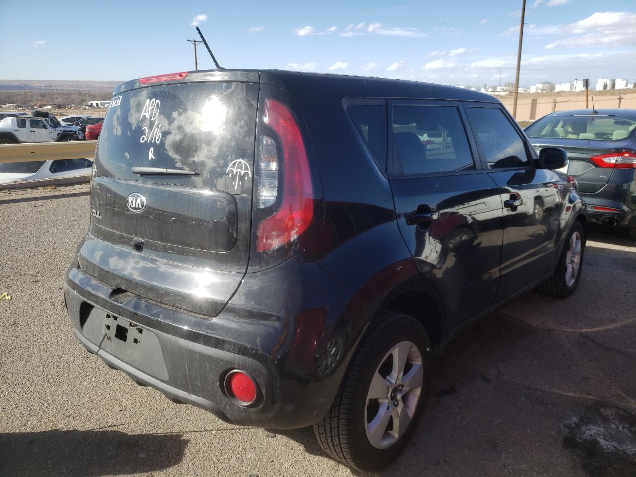 Photo 4 from auction – 2017 KIA SOUL with VIN KNDJN2A23H7456143