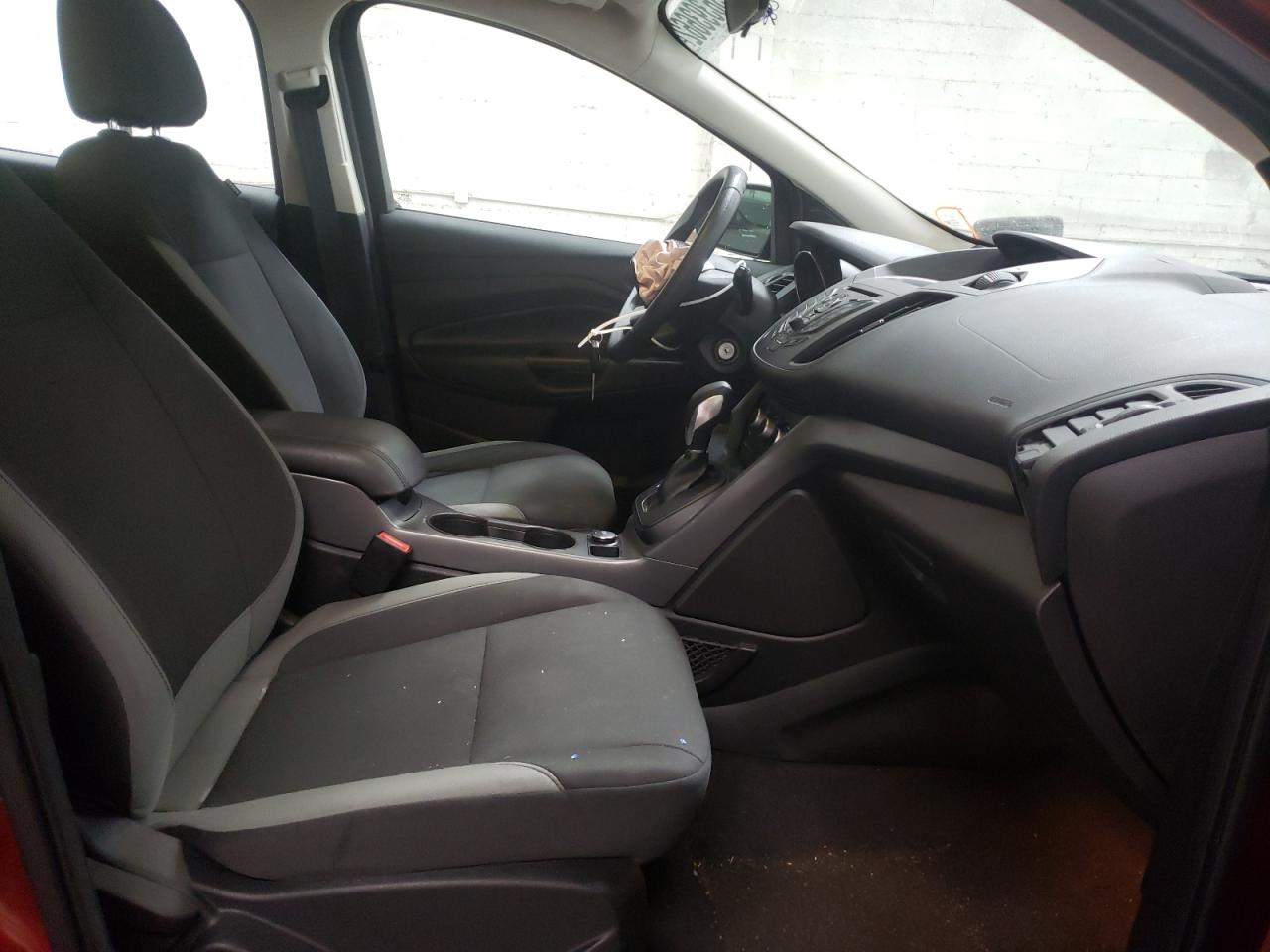 Photo 5 from auction – 2016 FORD ESCAPE S with VIN 1FMCU0F73GUB19813