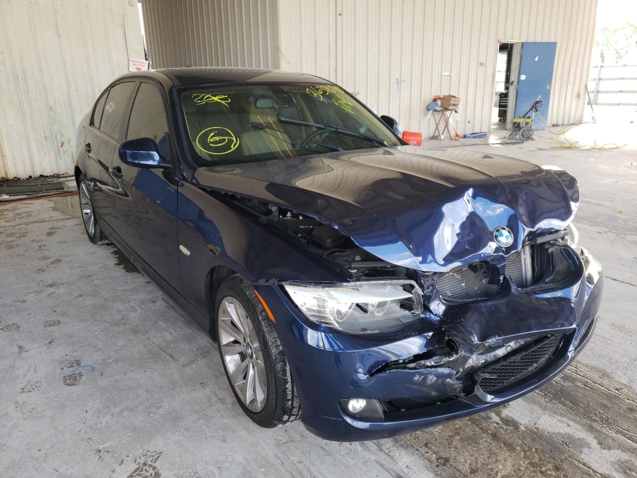 BMW 328 I 2011 with VIN WBAPH7G54BNM57253 - Photo from auction