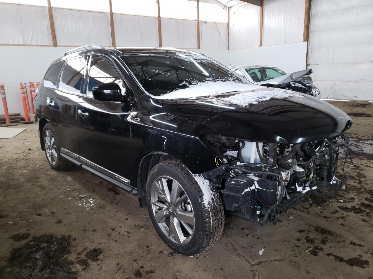 NISSAN PATHFINDER 2013 with VIN 5N1AR2MM4DC680665 - Photo from auction