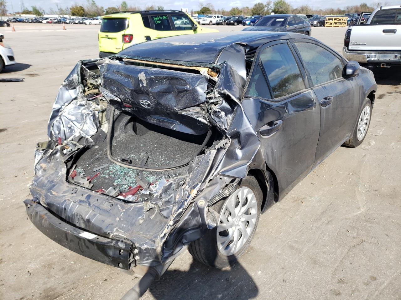 Photo 4 from auction – 2018 TOYOTA COROLLA L with VIN 5YFBURHE2JP823036