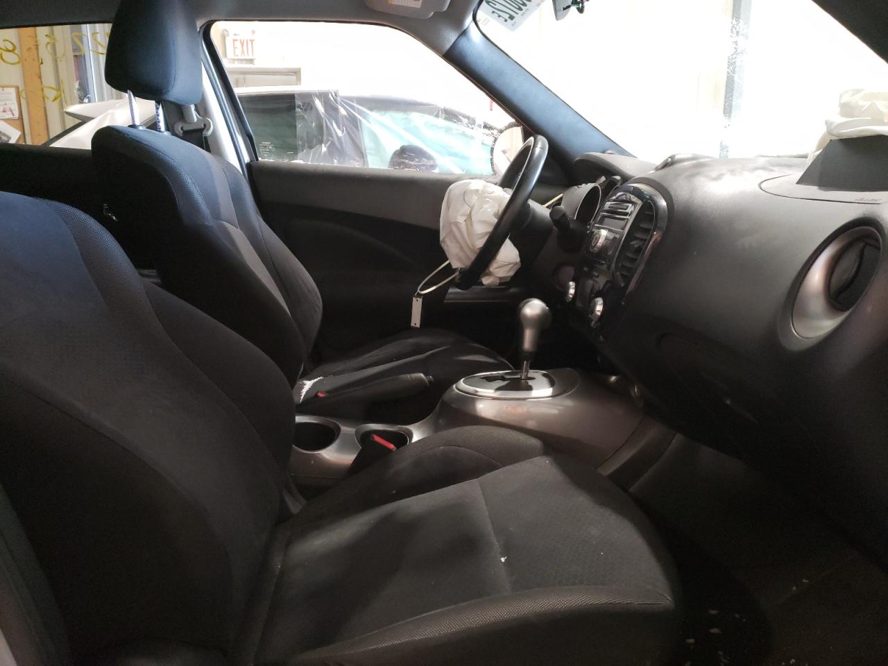 Photo 5 from auction – 2012 NISSAN JUKE S with VIN JN8AF5MR7CT103268