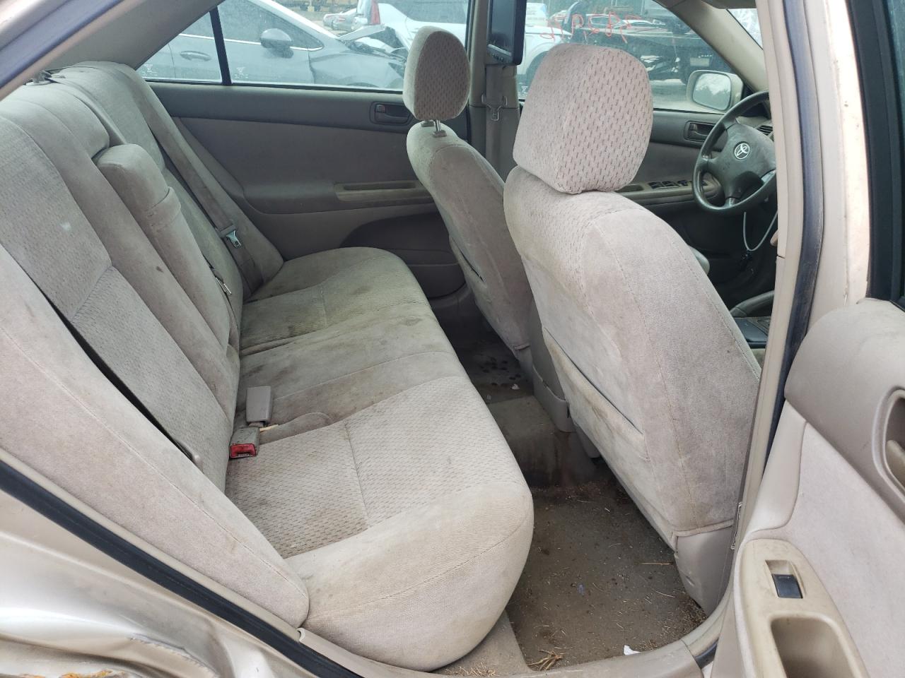 Photo 6 from auction – 2003 TOYOTA CAMRY LE with VIN 4T1BE32K93U784522