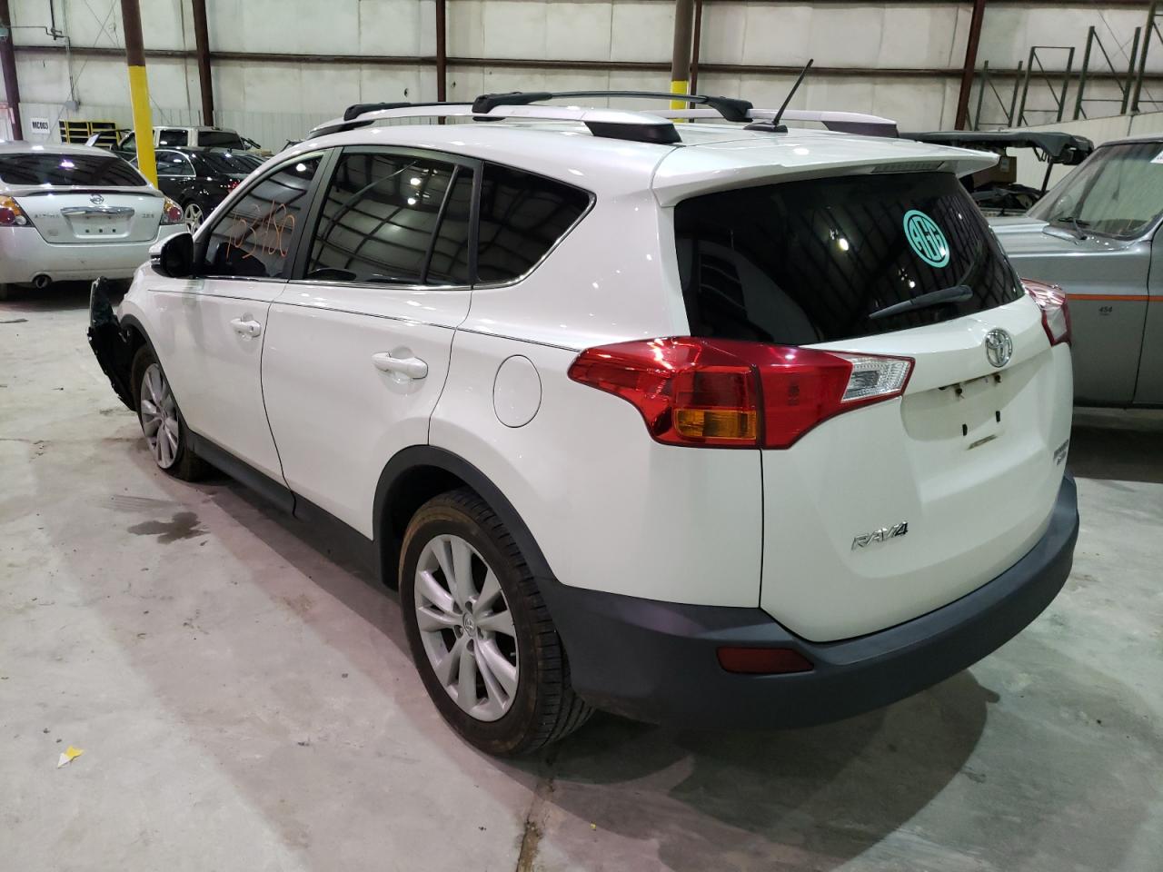 Photo 3 from auction – 2013 TOYOTA RAV4 LIMIT with VIN 2T3DFREV4DW046277