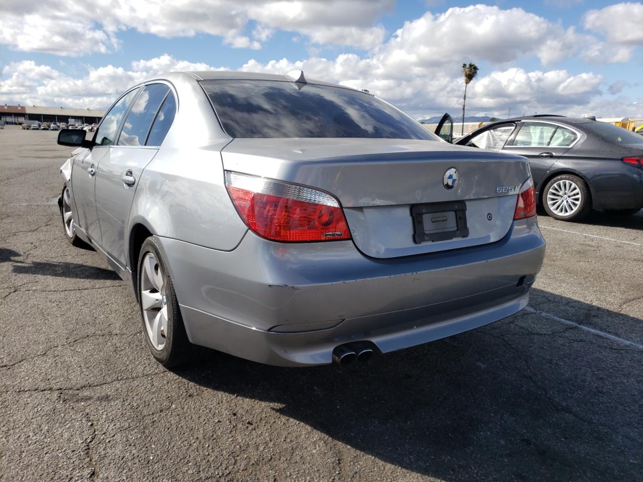 Photo 3 from auction – 2005 BMW 525 I with VIN WBANA53595B862424