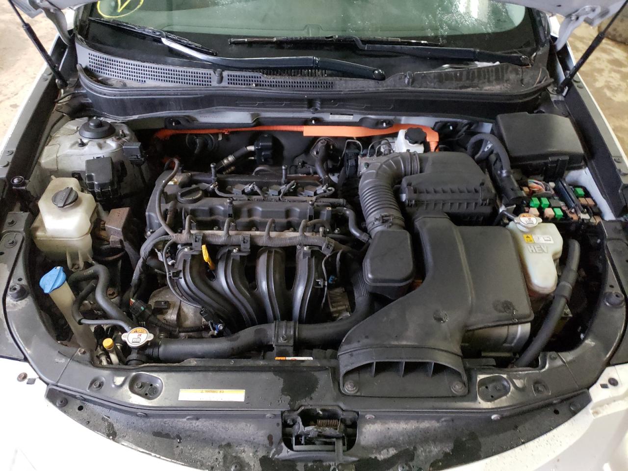Photo 7 from auction – 2012 HYUNDAI SONATA HYB with VIN KMHEC4A42CA045795