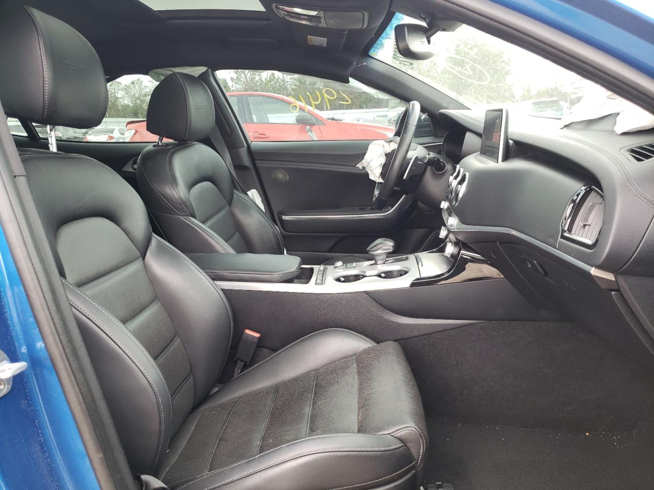 Photo 5 from auction – 2019 KIA STINGER GT with VIN KNAE55LC0K6053045
