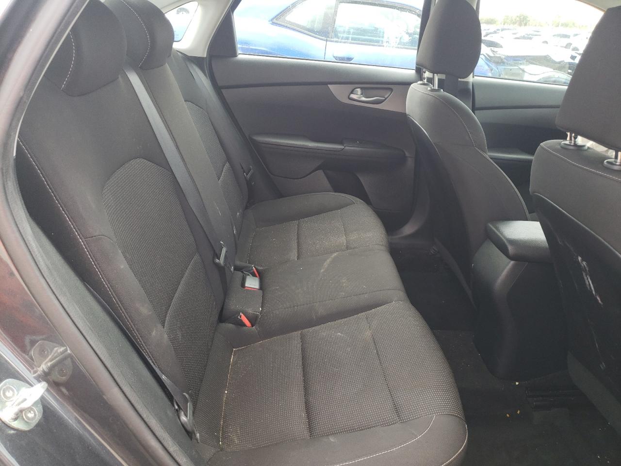 Photo 6 from auction – 2019 KIA FORTE FE with VIN 3KPF24AD3KE129583