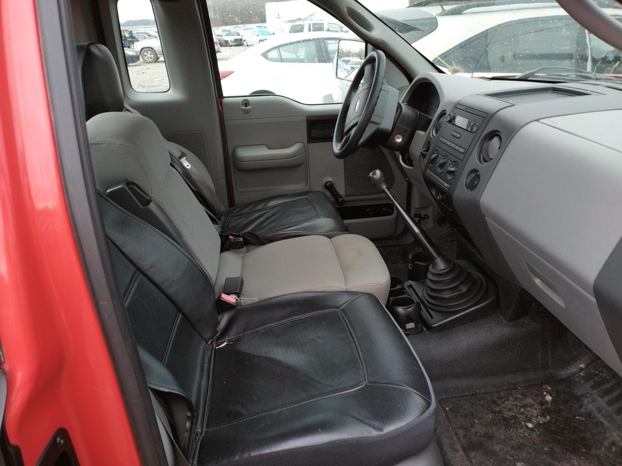 Photo 6 from auction – 2007 FORD F150 with VIN 1FTRF12217NA35461