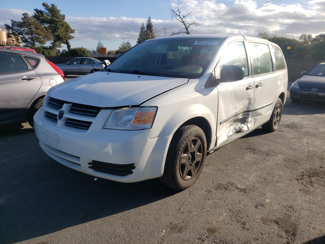 Photo 2 from auction – 2008 DODGE GRAND CARA with VIN 2D8HN44H28R799021