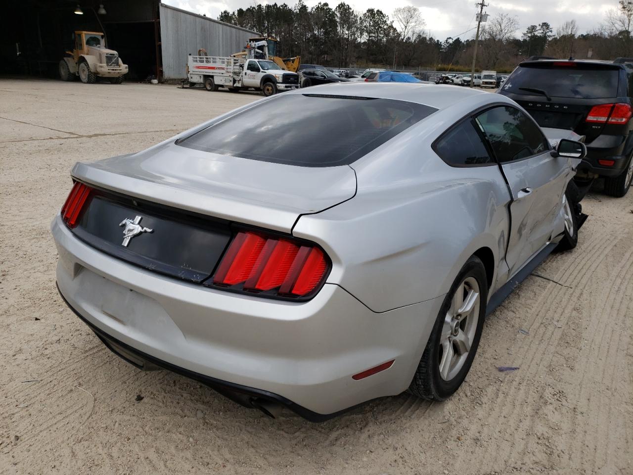 Photo 4 from auction – 2015 FORD MUSTANG with VIN 1FA6P8AM0F5345195