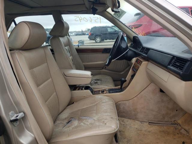 Photo 5 from auction – 1994 MERCEDES-BENZ E 320 with VIN WDBEA32E9RC024496