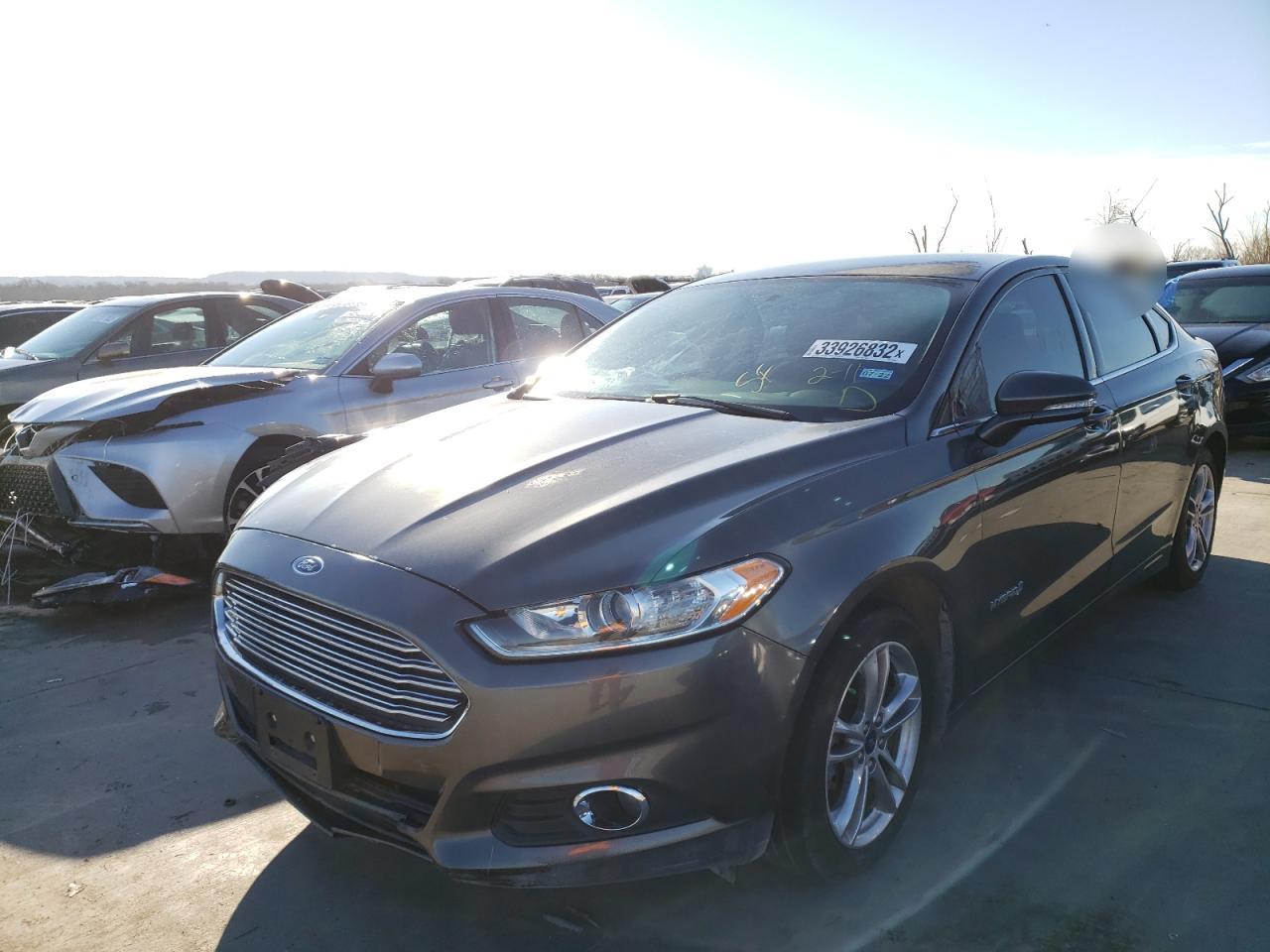 Photo 2 from auction – 2015 FORD FUSION SE with VIN 3FA6P0LU1FR215745