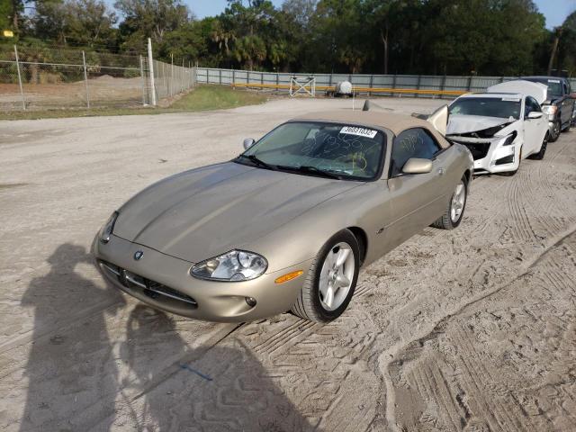 Photo 2 from auction – 1998 JAGUAR XK8 with VIN SAJGX2246WC019277