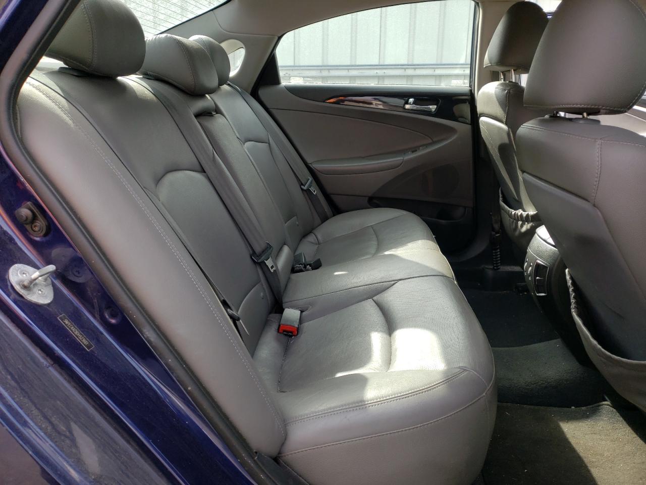 Photo 6 from auction – 2013 HYUNDAI SONATA SE with VIN 5NPEC4AC8DH523661