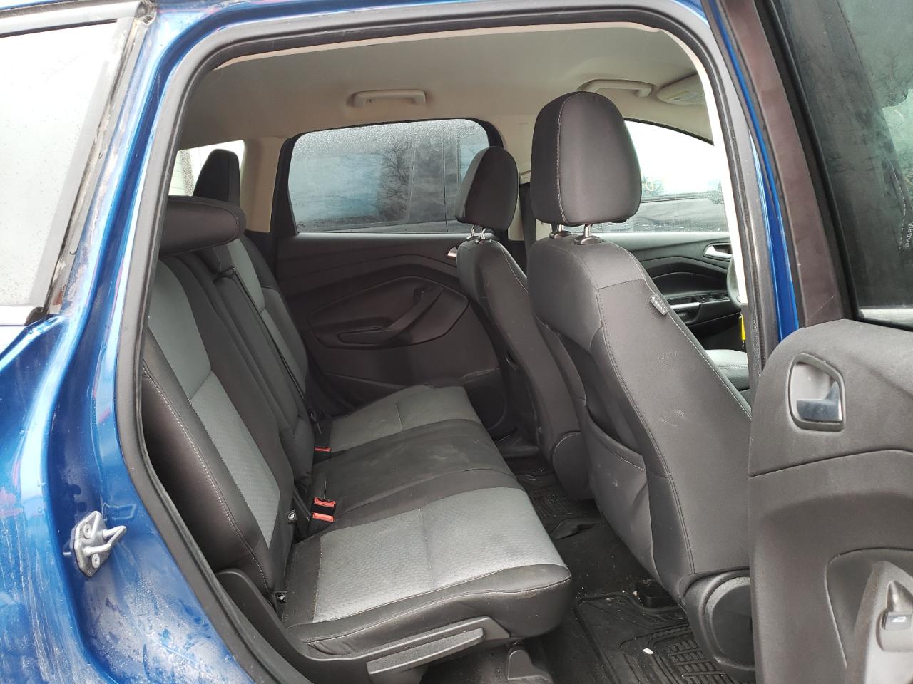 Photo 6 from auction – 2017 FORD ESCAPE with VIN 1FMCU9GD0HUE88493