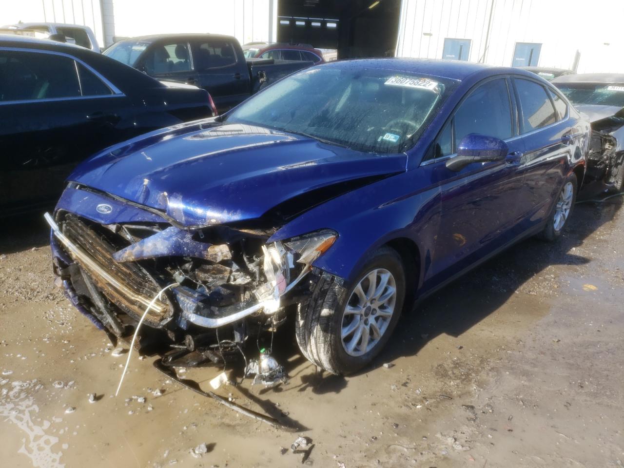 Photo 2 from auction – 2016 FORD FUSION S with VIN 3FA6P0G72GR121637