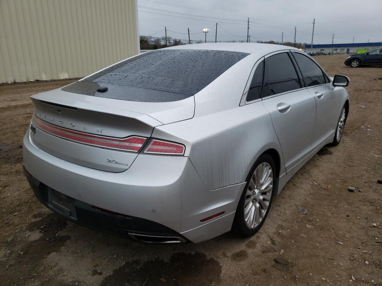 Photo 4 from auction – 2013 LINCOLN MKZ with VIN 3LN6L2G90DR828455