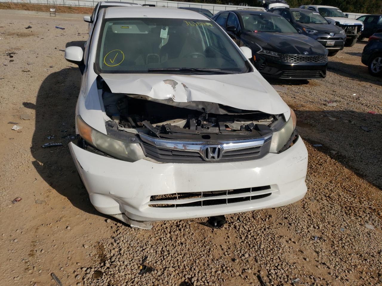 Фото 9 с аукциона – 2012 HONDA CIVIC LX с VIN 19XFB2F53CE014036