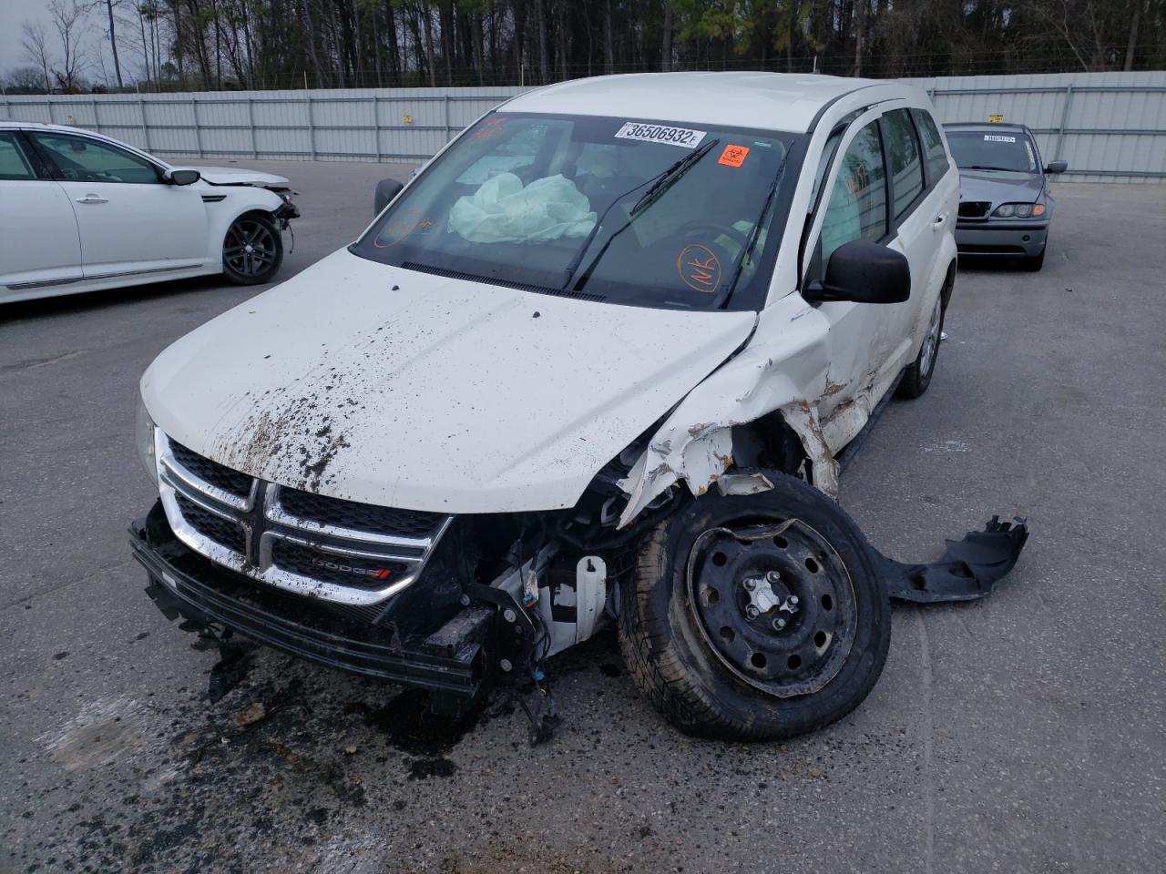 Photo 2 from auction – 2015 DODGE JOURNEY SE with VIN 3C4PDCAB5FT587876