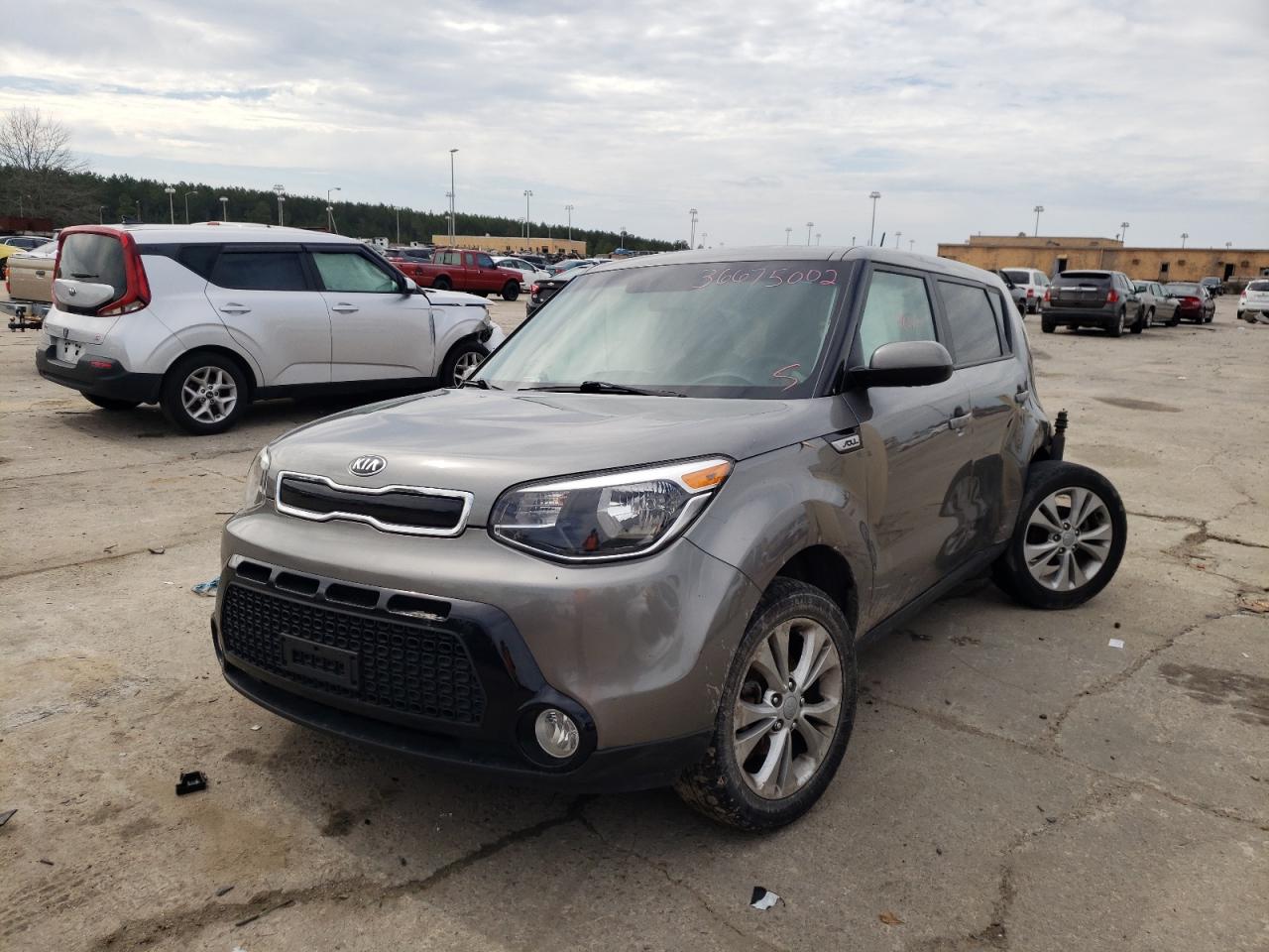 Photo 2 from auction – 2016 KIA SOUL + with VIN KNDJP3A50G7282492