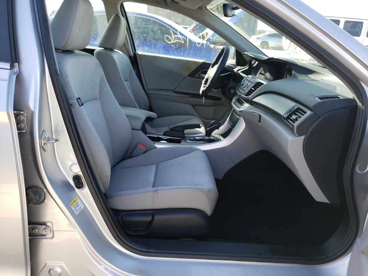Photo 5 from auction – 2015 HONDA ACCORD LX with VIN 1HGCR2F39FA084971