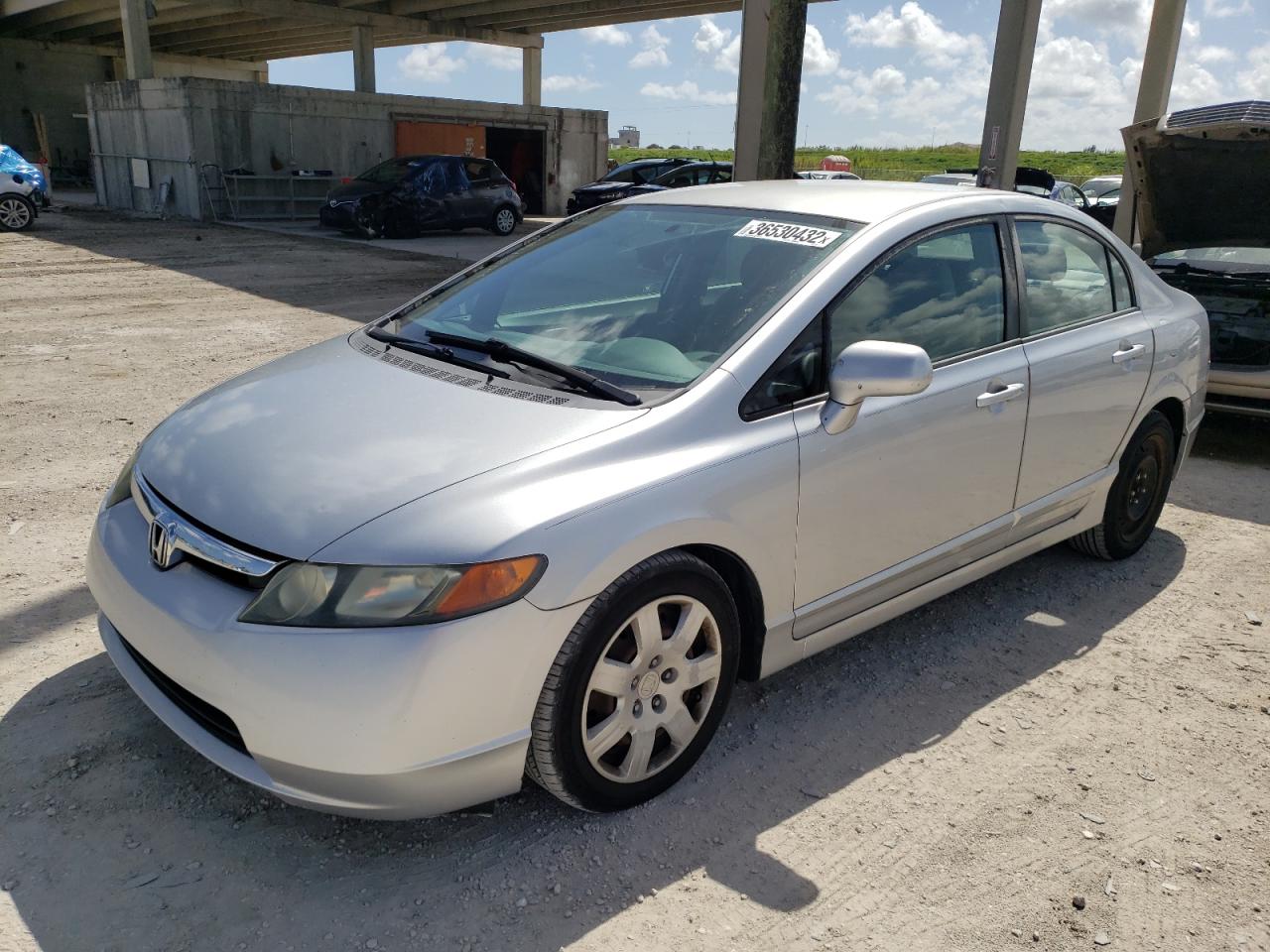 Photo 2 from auction – 2008 HONDA CIVIC LX with VIN 2HGFA16568H328211