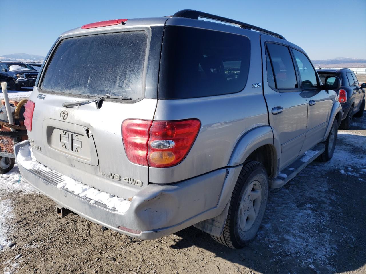 Photo 4 from auction – 2001 TOYOTA SEQUOIA SR with VIN 5TDBT44A11S004759