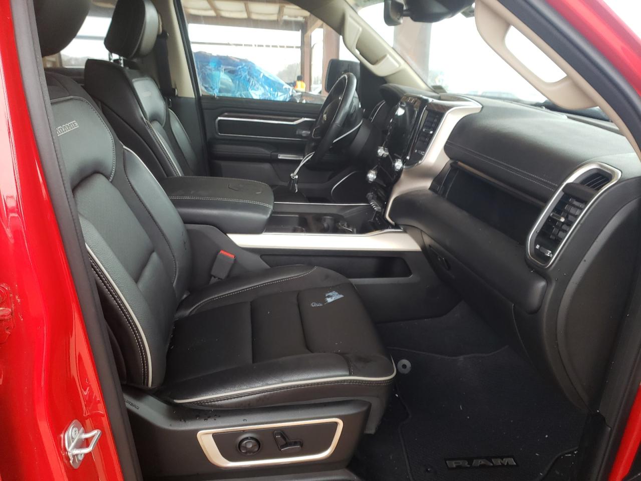 Photo 5 from auction – 2019 RAM 1500 LARAM with VIN 1C6SRFJT2KN665389