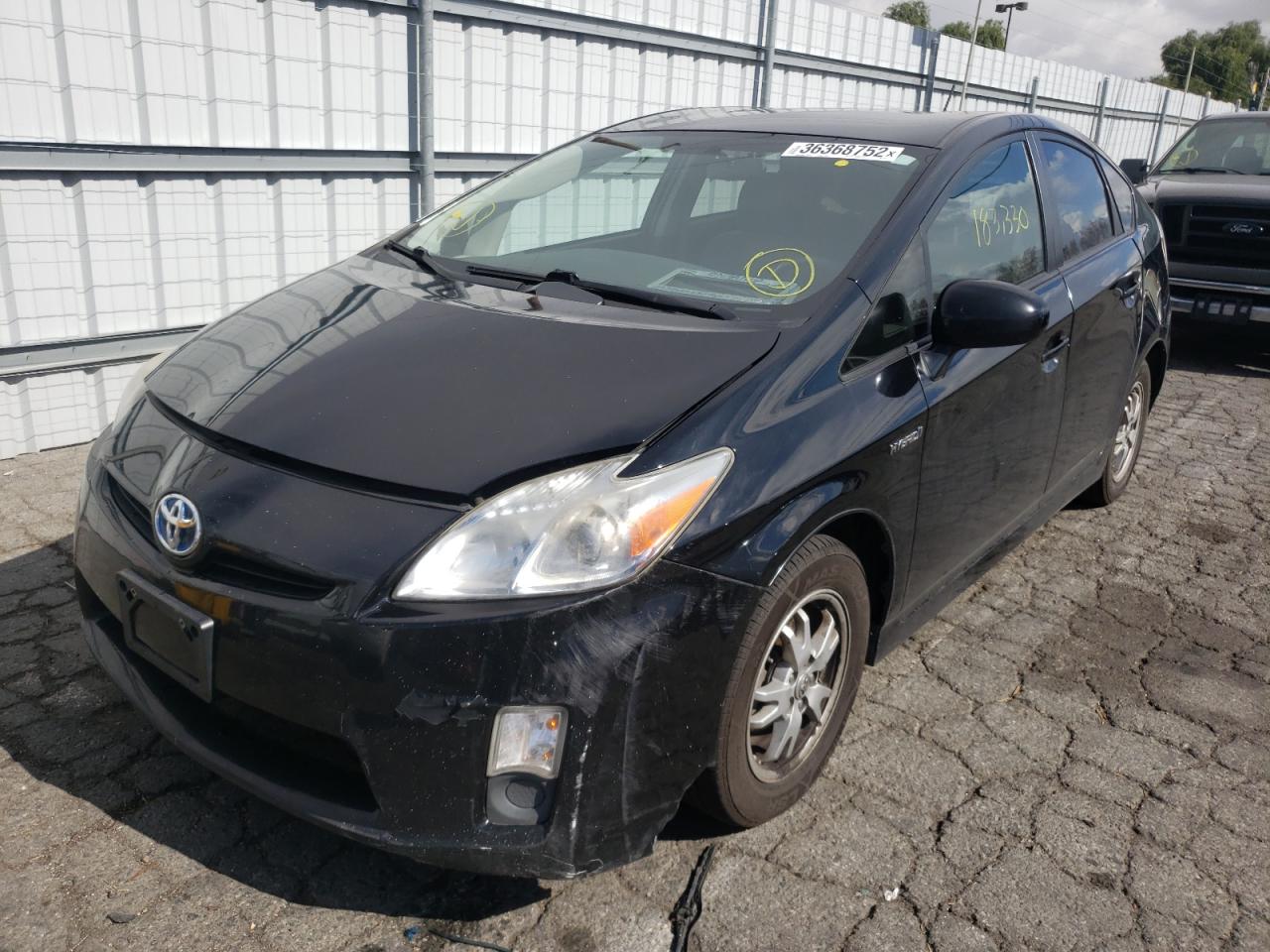 Photo 2 from auction – 2011 TOYOTA PRIUS with VIN JTDKN3DU1B1471077